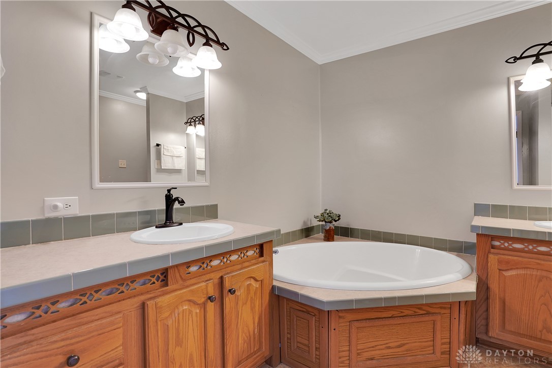 2450 Folk Ream Road Springfield, OH 45502 - Photo 32 of 48 Gallery Image 32