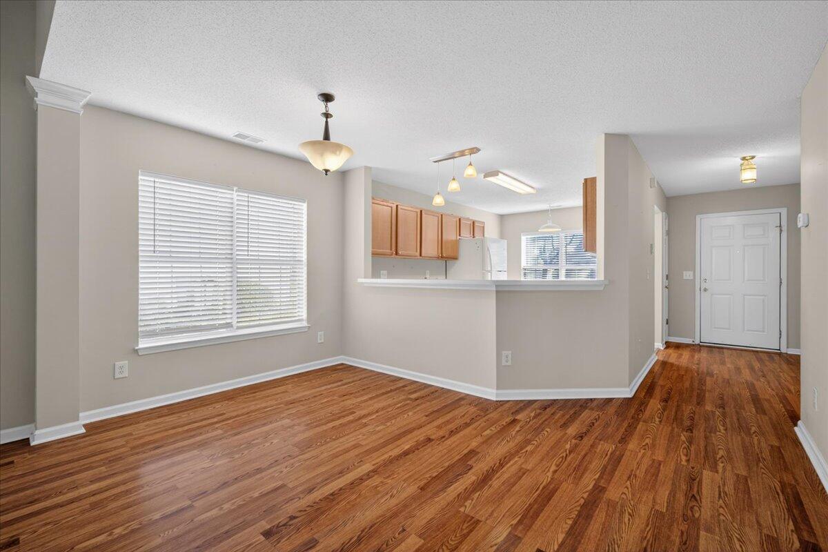 7360 Suncatcher Drive Hanahan, SC 29410 - Photo 16 of 40 16-7360 Suncatcher Drive-13