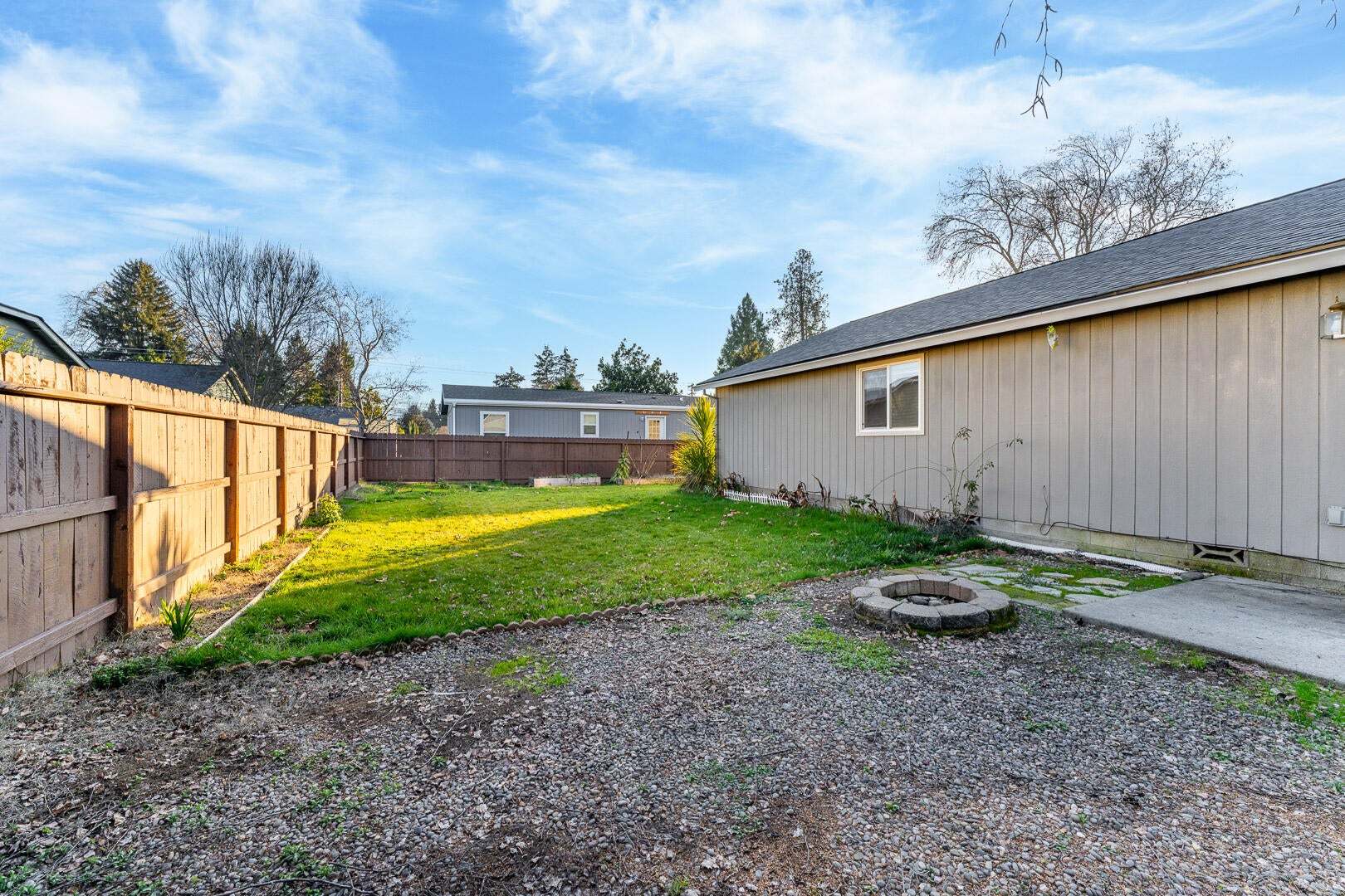 760 Tami Road Grants Pass, OR 97526 - Photo 14 of 31 EXT (6 of 11)