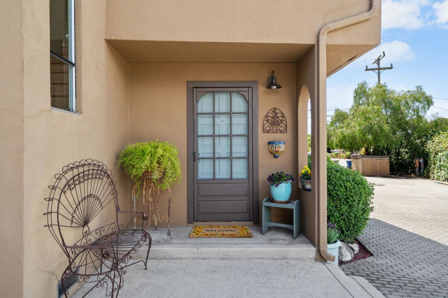 3407 Gross Road Santa Cruz, CA 95062 - Photo 5 of 39 Gallery Image 5