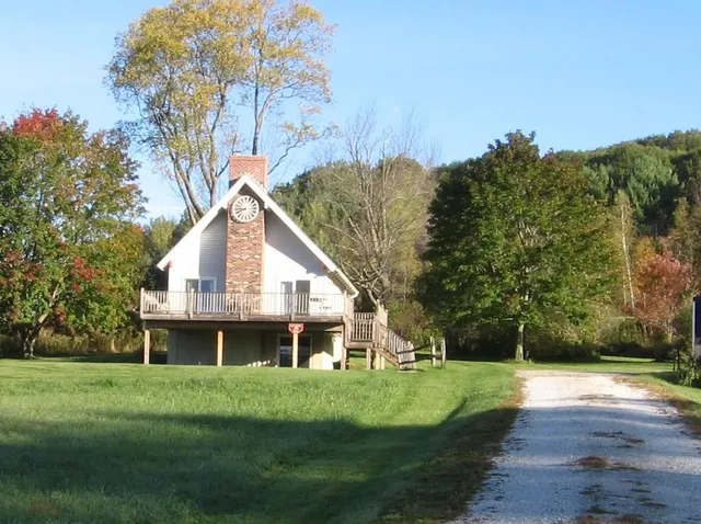 $319,500 | 6821 Highway 30, Pawlet, VT 05761