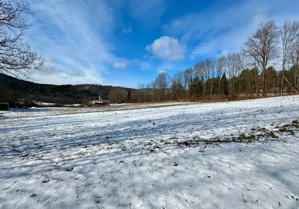 $299,500 | 6821 Route 30 Pawlet Vt 05761, Pawlet, VT 05761
