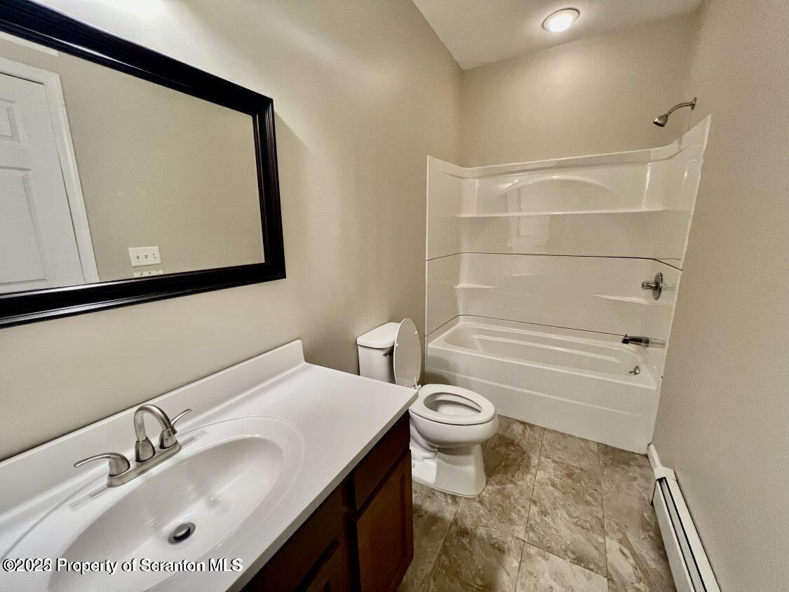 113 Chestnut Street Dunmore, PA 18512 - Photo 7 of 25 20221014210125060207000000-o