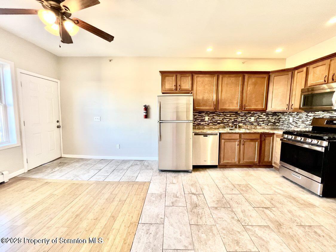 113 Chestnut Street Dunmore, PA 18512 - Photo 8 of 25 20221014210126079637000000-o