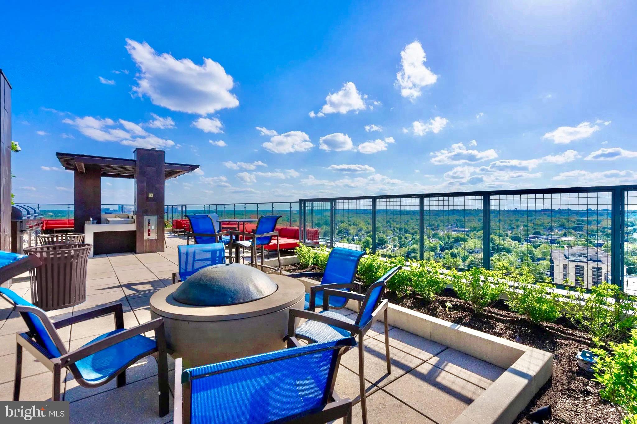 851 North Glebe Road, Unit 1712 Arlington, VA 22203 - Photo 17 of 25 a outdoor living space with furniture and garden view
