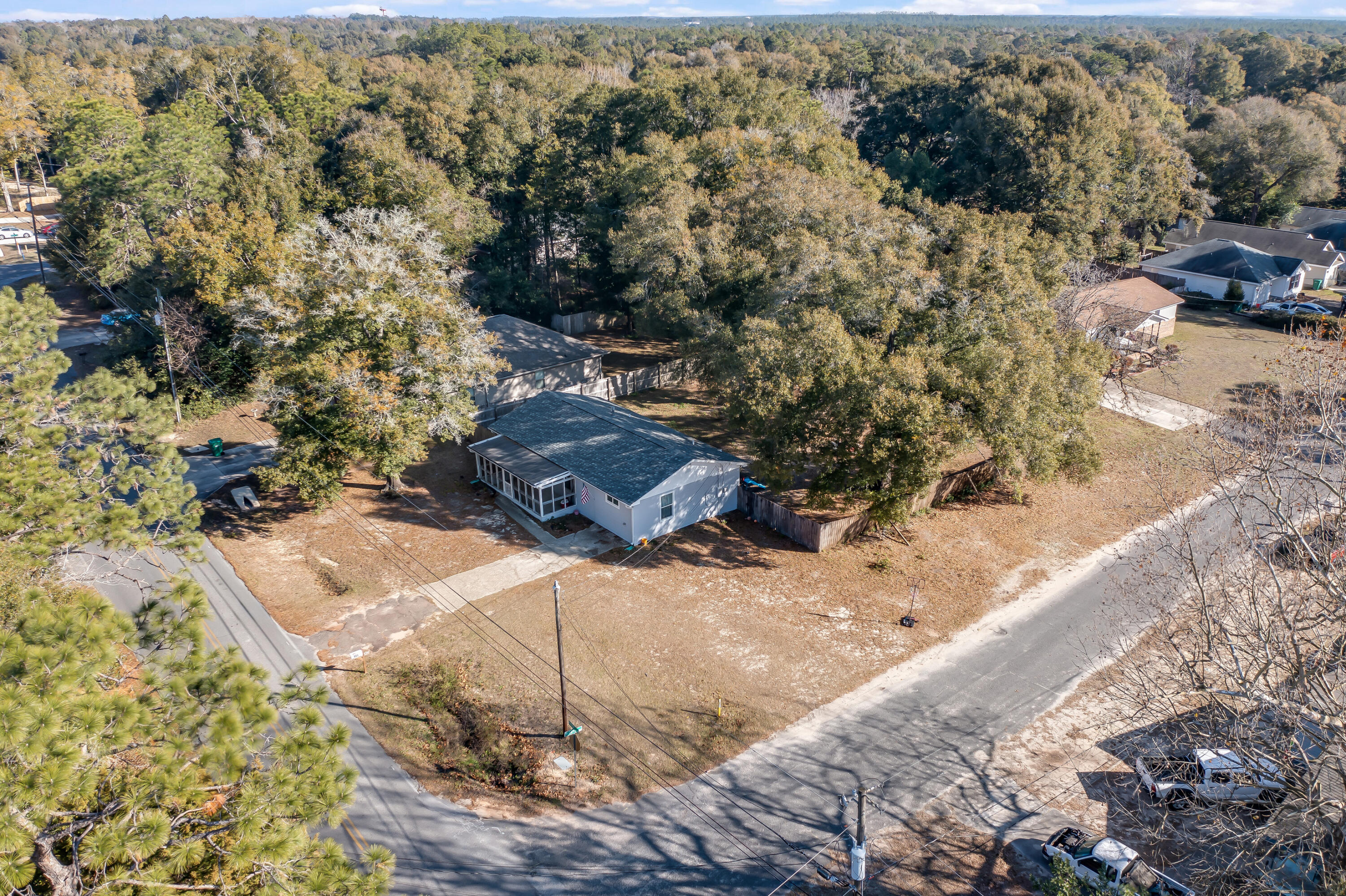 966 Valley Road Crestview, FL 32539 - Photo 9 of 32 a view of outdoor space and city view