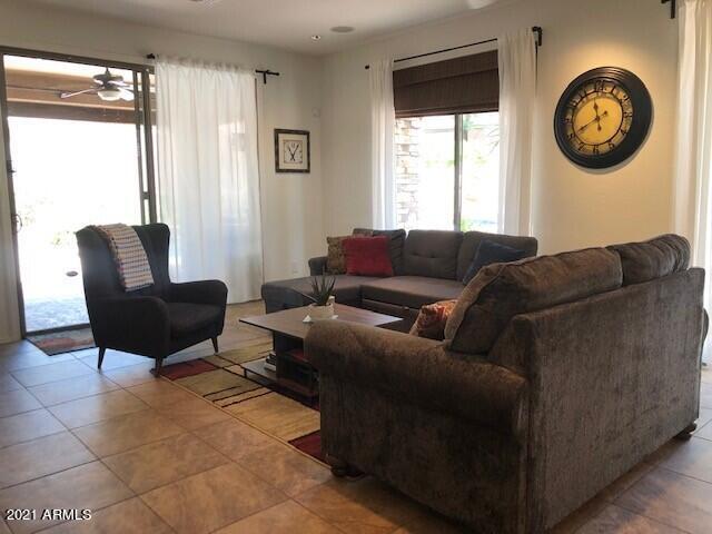 1726 West Medinah Court Anthem, AZ 85086 - Photo 14 of 53 1726 W Medinah Ct