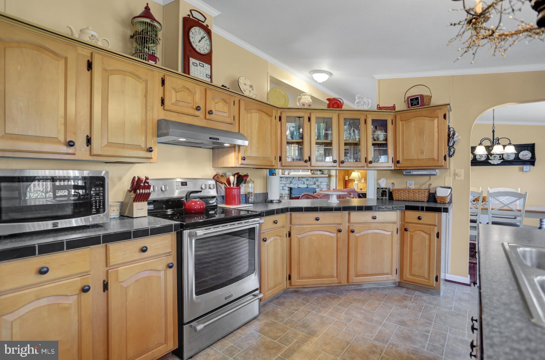 114 Ritz Avenue Reading, PA 19606 - Photo 11 of 32 Gallery Image 11