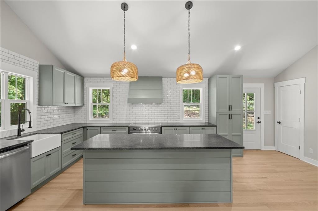 2237 Clem Lowell Road Carrollton, GA 30116 - Photo 6 of 60