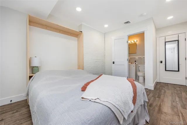 $890,000 | 16 Lynwood Drive, Valley Stream, NY 11580