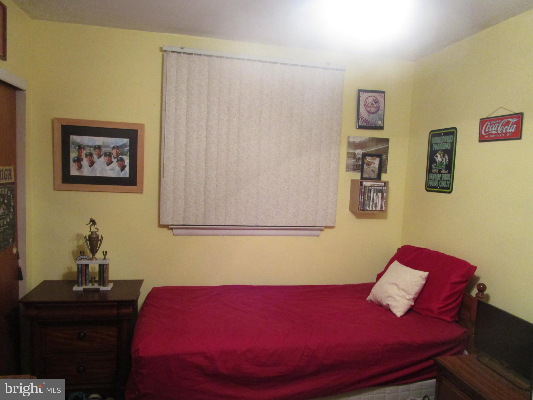 11914 Stevens Road Philadelphia, PA 19116 - Photo 23 of 37 3rd Bedroom