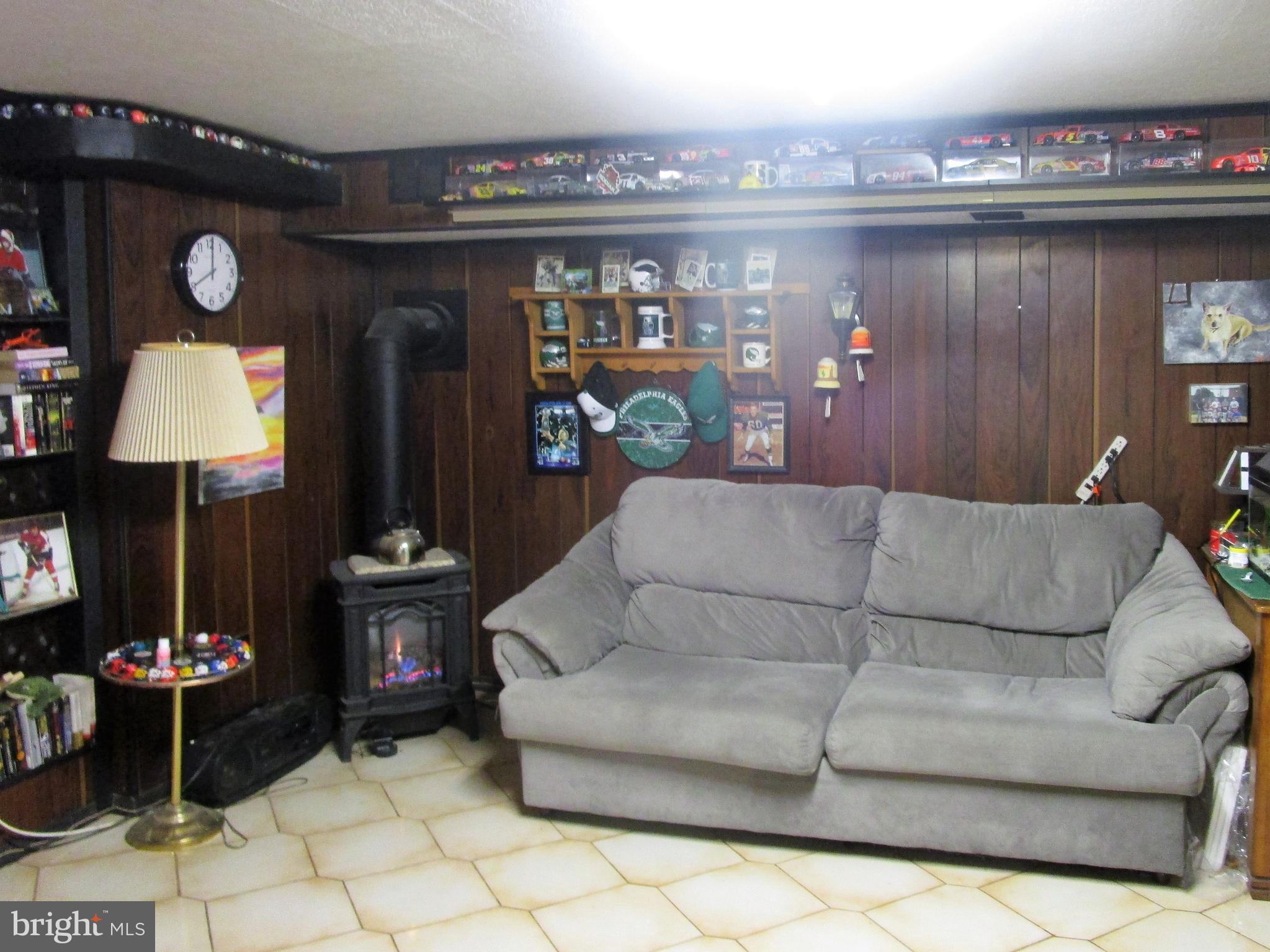 11914 Stevens Road Philadelphia, PA 19116 - Photo 33 of 37 finished basement