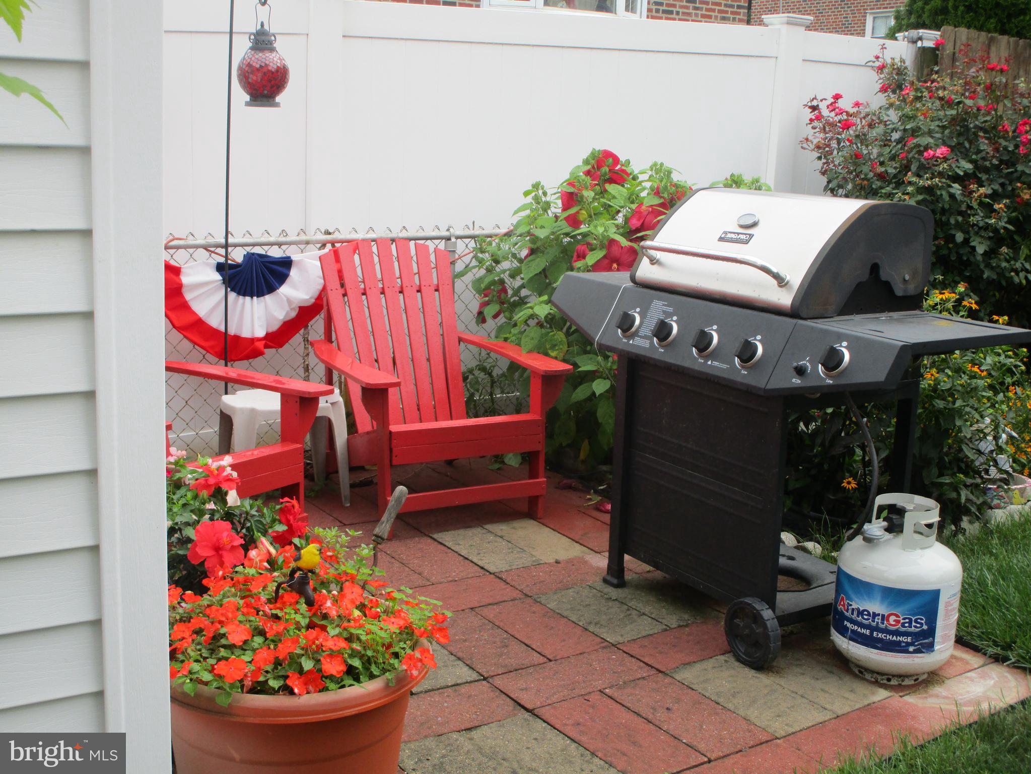 11914 Stevens Road Philadelphia, PA 19116 - Photo 10 of 37 Grilling Area