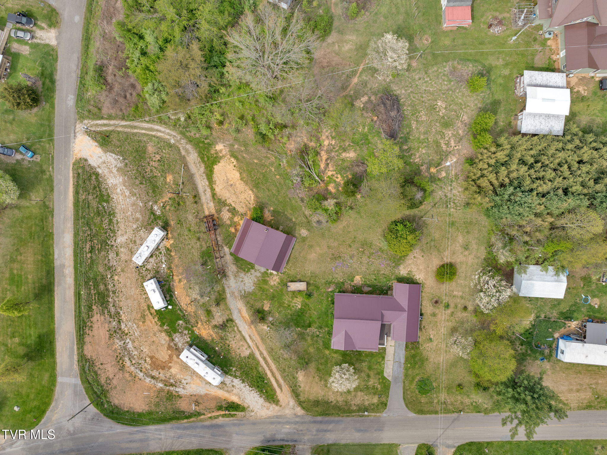 460 Piercetown Road Butler, TN 37640 - Photo 33 of 37 33-web-or-mls-JH 20250417-163