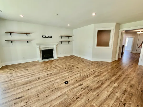 $4,650 | 137 Falaise Street, Charleston, SC 29492