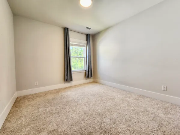 $4,650 | 137 Falaise Street, Charleston, SC 29492