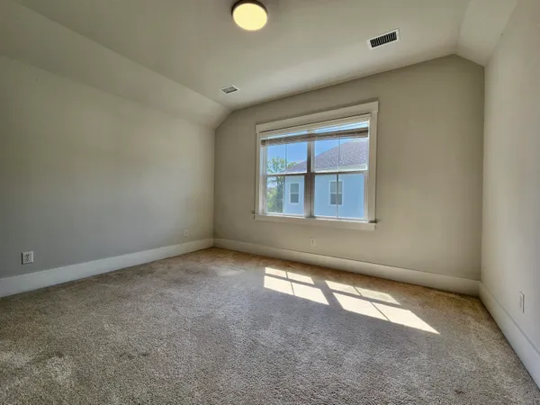 $4,650 | 137 Falaise Street, Charleston, SC 29492