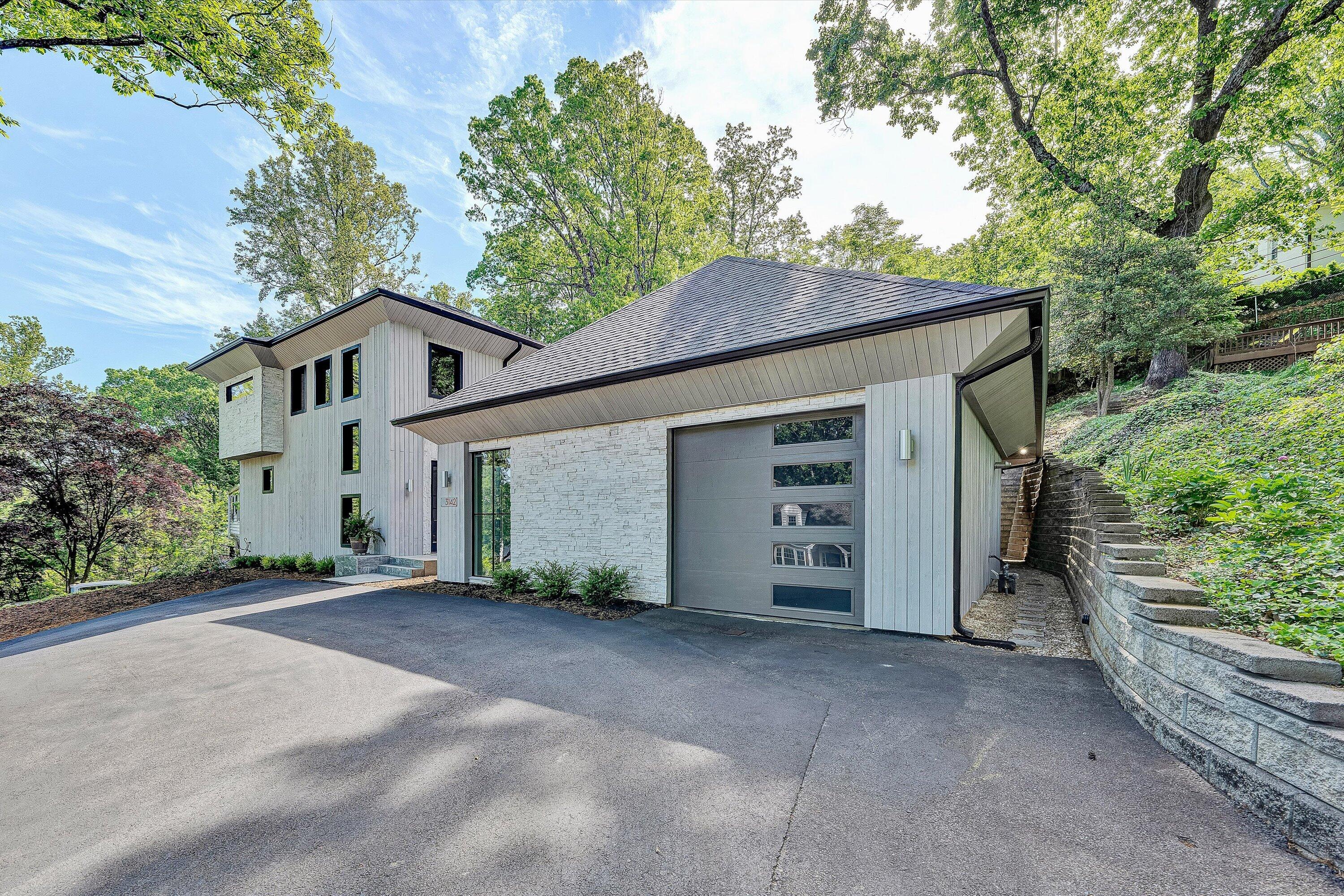3142 West Ridge Road Southwest Roanoke, VA 24014 - Photo 3 of 58 03-DSC00169