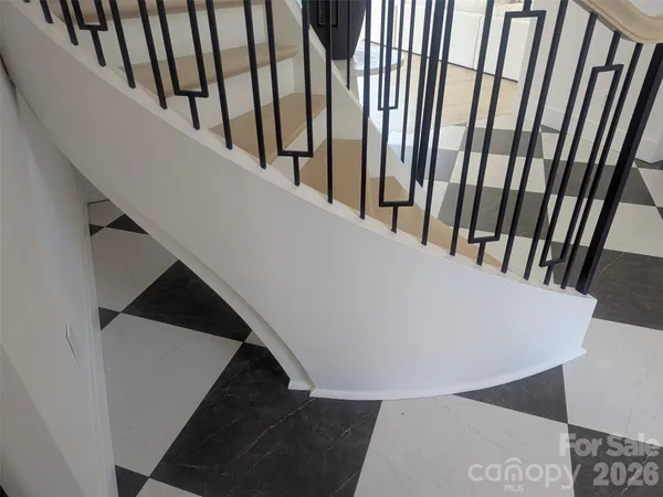 $1,899,900 | 107 Lee Lane, Mars Hill, NC 28754