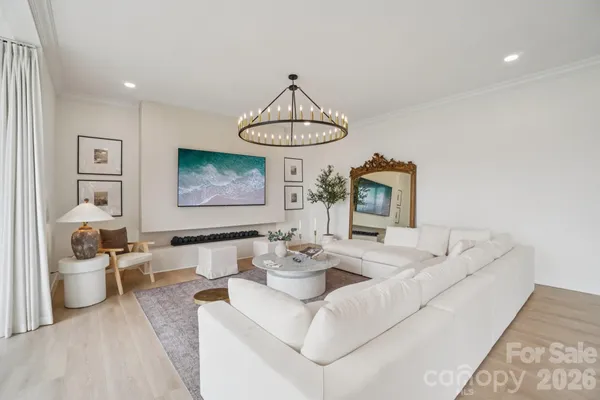 $1,899,900 | 107 Lee Lane, Mars Hill, NC 28754