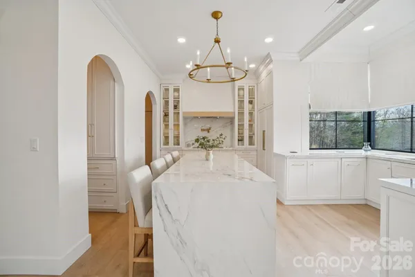 $1,899,900 | 107 Lee Lane, Mars Hill, NC 28754