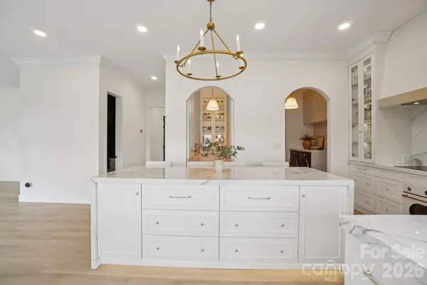 $1,899,900 | 107 Lee Lane, Mars Hill, NC 28754