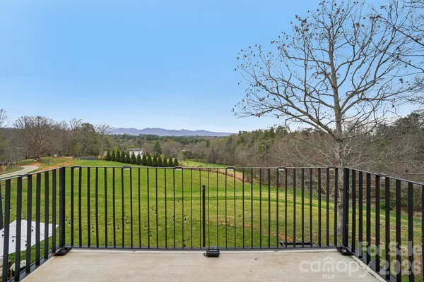 $1,899,900 | 107 Lee Lane, Mars Hill, NC 28754