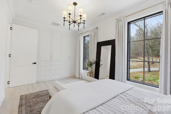 $1,899,900 | 107 Lee Lane, Mars Hill, NC 28754