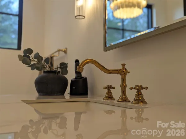 $1,899,900 | 107 Lee Lane, Mars Hill, NC 28754