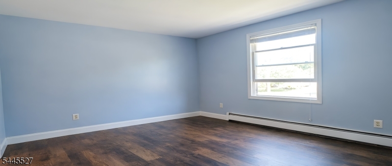 25 Essex Road Wantage, NJ 07461 - Photo 6 of 11
