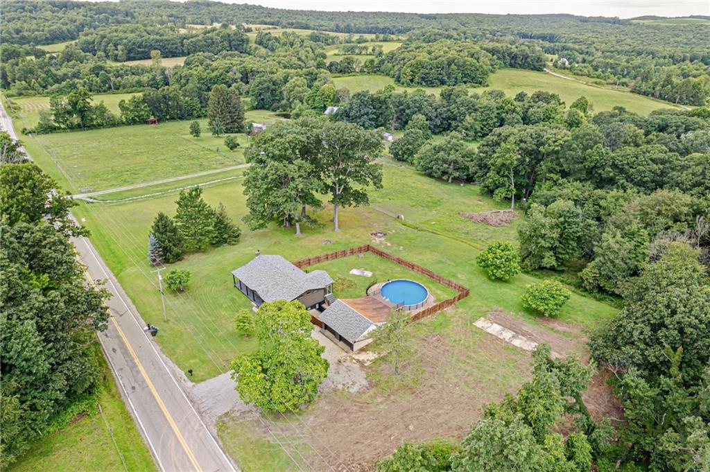 812 Buchanan Road White, PA 15490 - Photo 33 of 35 an aerial view of a backyard