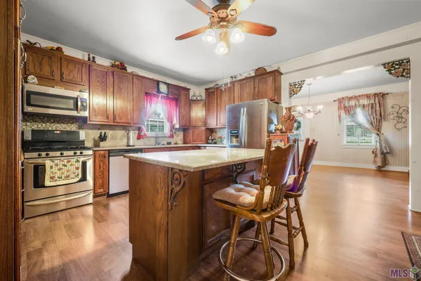 $235,000 | 1602 Valverda Road, Maringouin, LA 70757