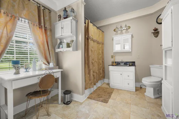 $235,000 | 1602 Valverda Road, Maringouin, LA 70757