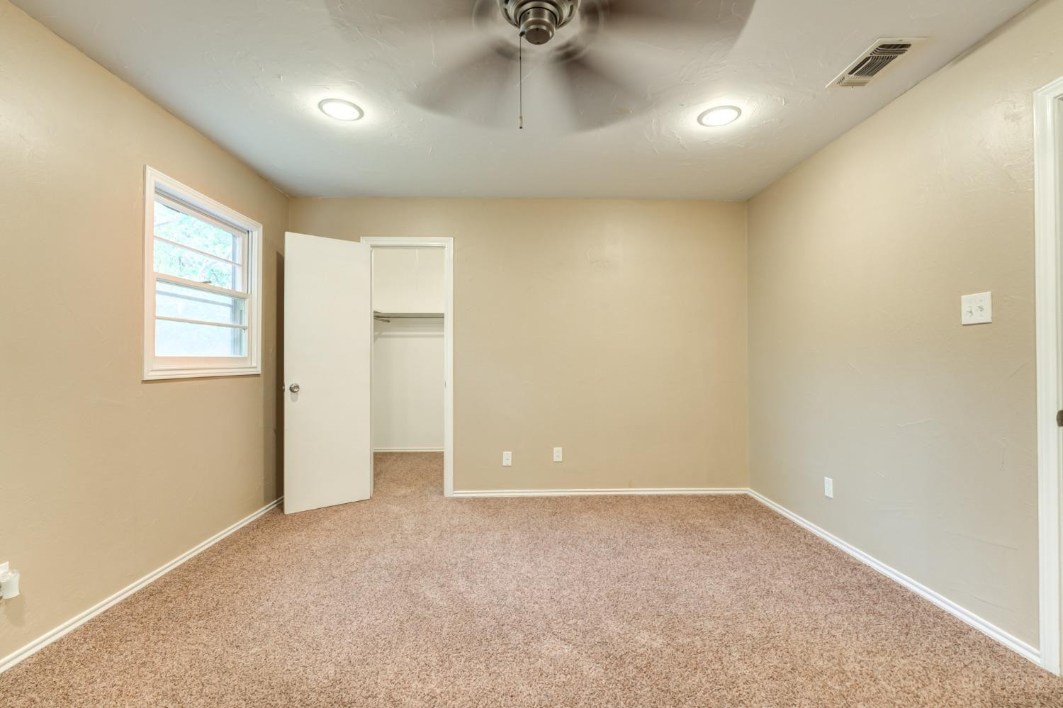 3103 59th Street Lubbock, TX 79413 - Photo 30 of 43 Photo 30