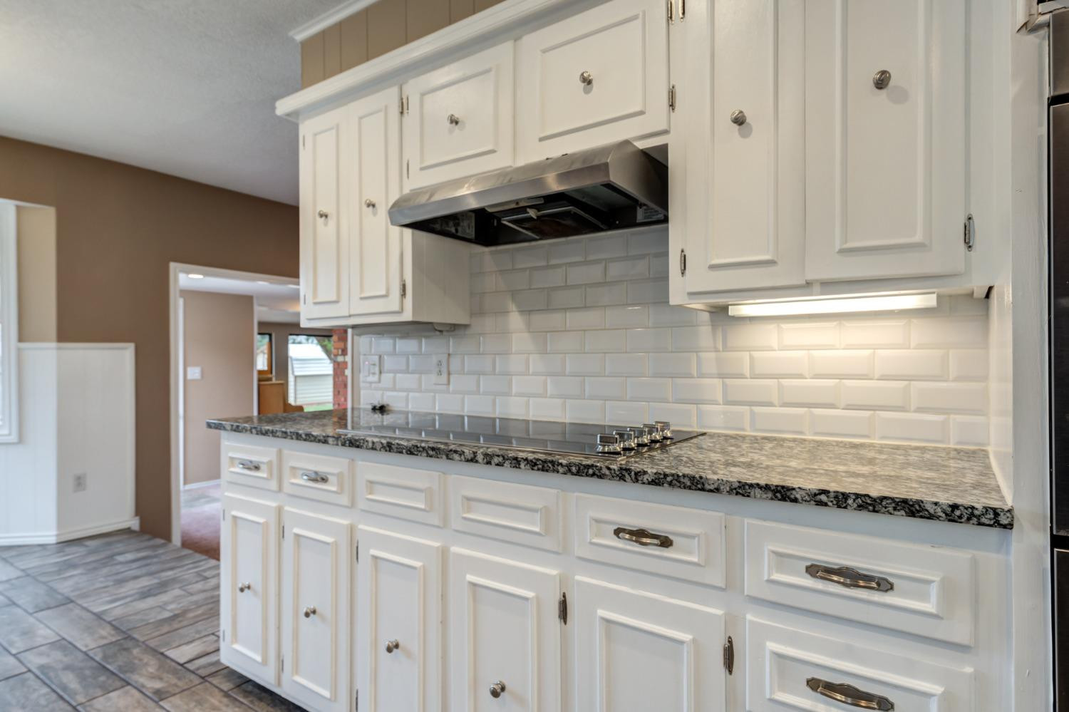 3103 59th Street Lubbock, TX 79413 - Photo 10 of 43 Photo 10