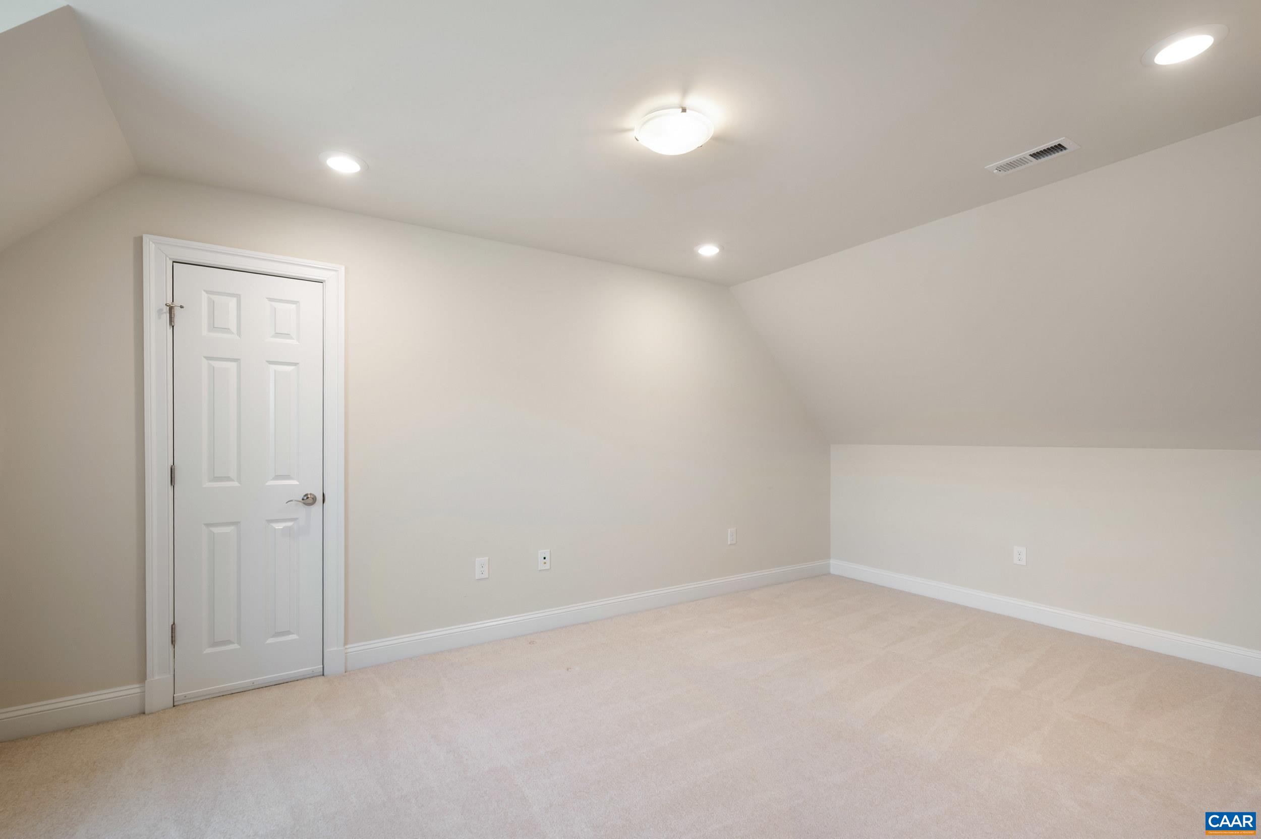 744 Highgate Row Crozet, VA 22932 - Photo 17 of 28