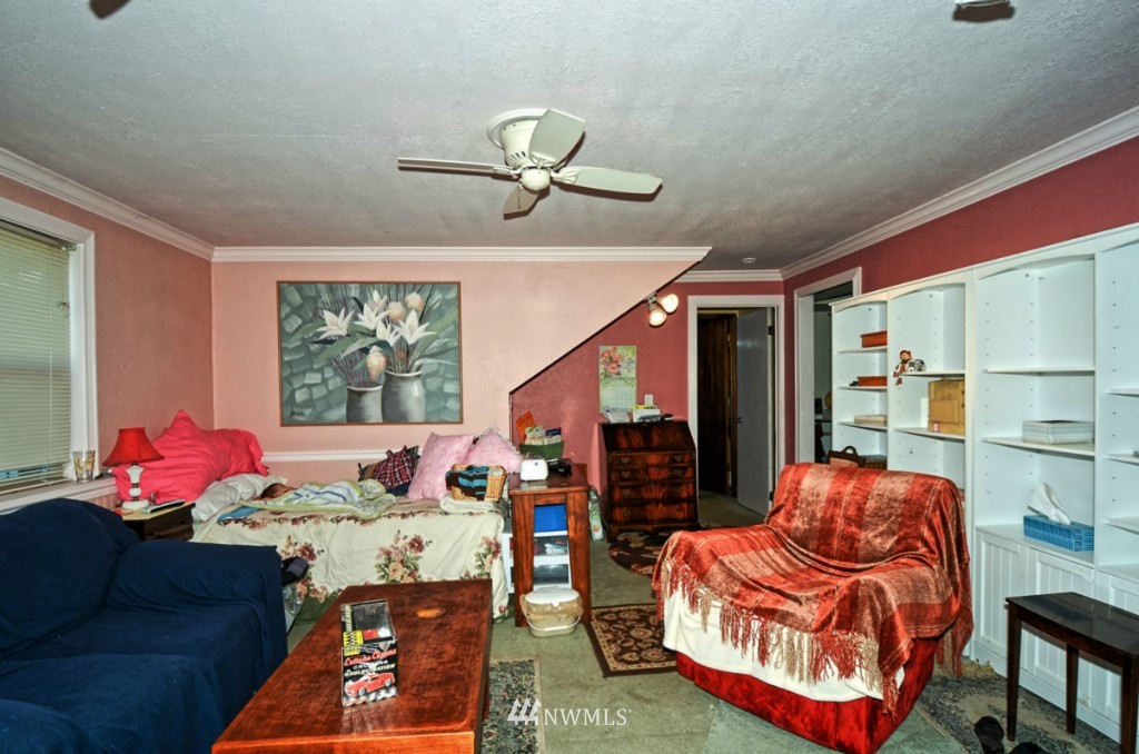 307 South 19th Street Renton, WA 98055 - Photo 17 of 25 Gallery Image 17