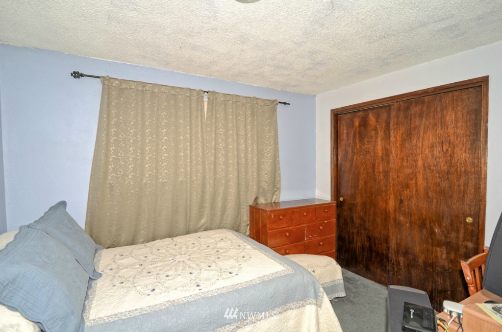 307 South 19th Street Renton, WA 98055 - Photo 6 of 25 Gallery Image 6