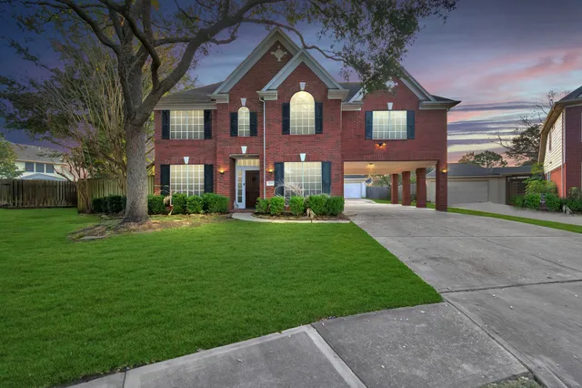 $8,000 | 10007 Hickory Trail Lane, Houston, TX 77064