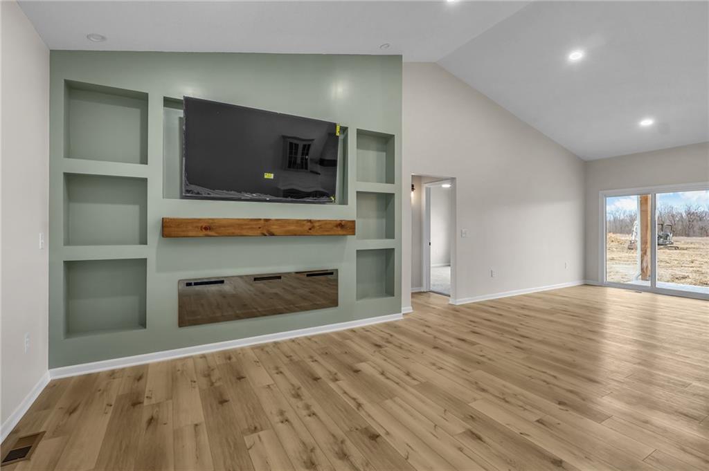 3717 Utah Road Wellsville, KS 66092 - Photo 2 of 26