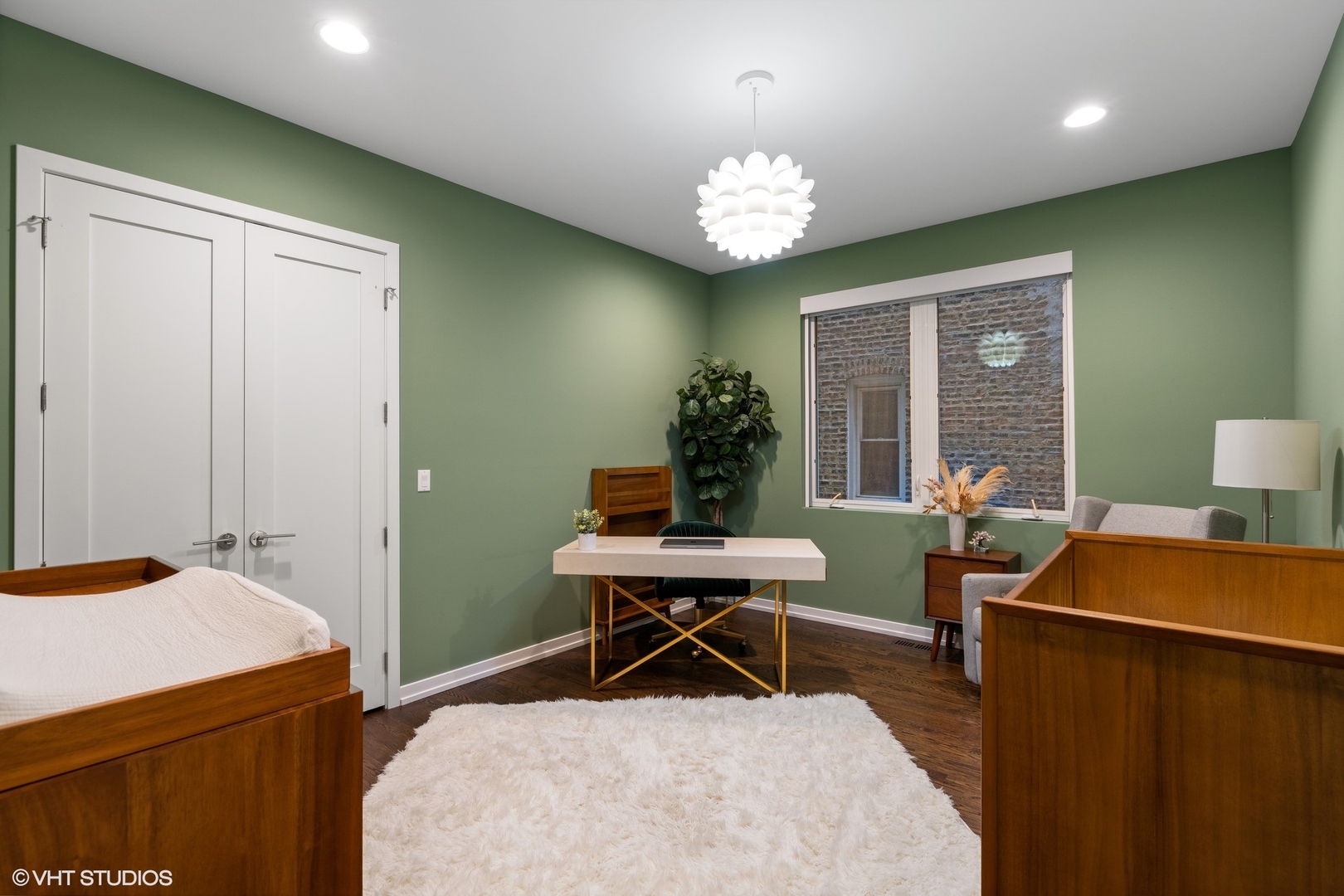 1033 South Racine Avenue, Unit 1S Chicago, IL 60607 - Photo 15 of 29 a room with a table chairs and a refrigerator