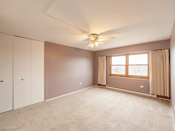 $229,900 | 141 North La Grange Road, Unit 801, La Grange, IL 60525