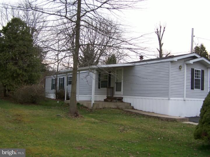 570 North Layfield Road Perkiomenville, PA 18074 - Photo 3 of 18 Gallery Image 3