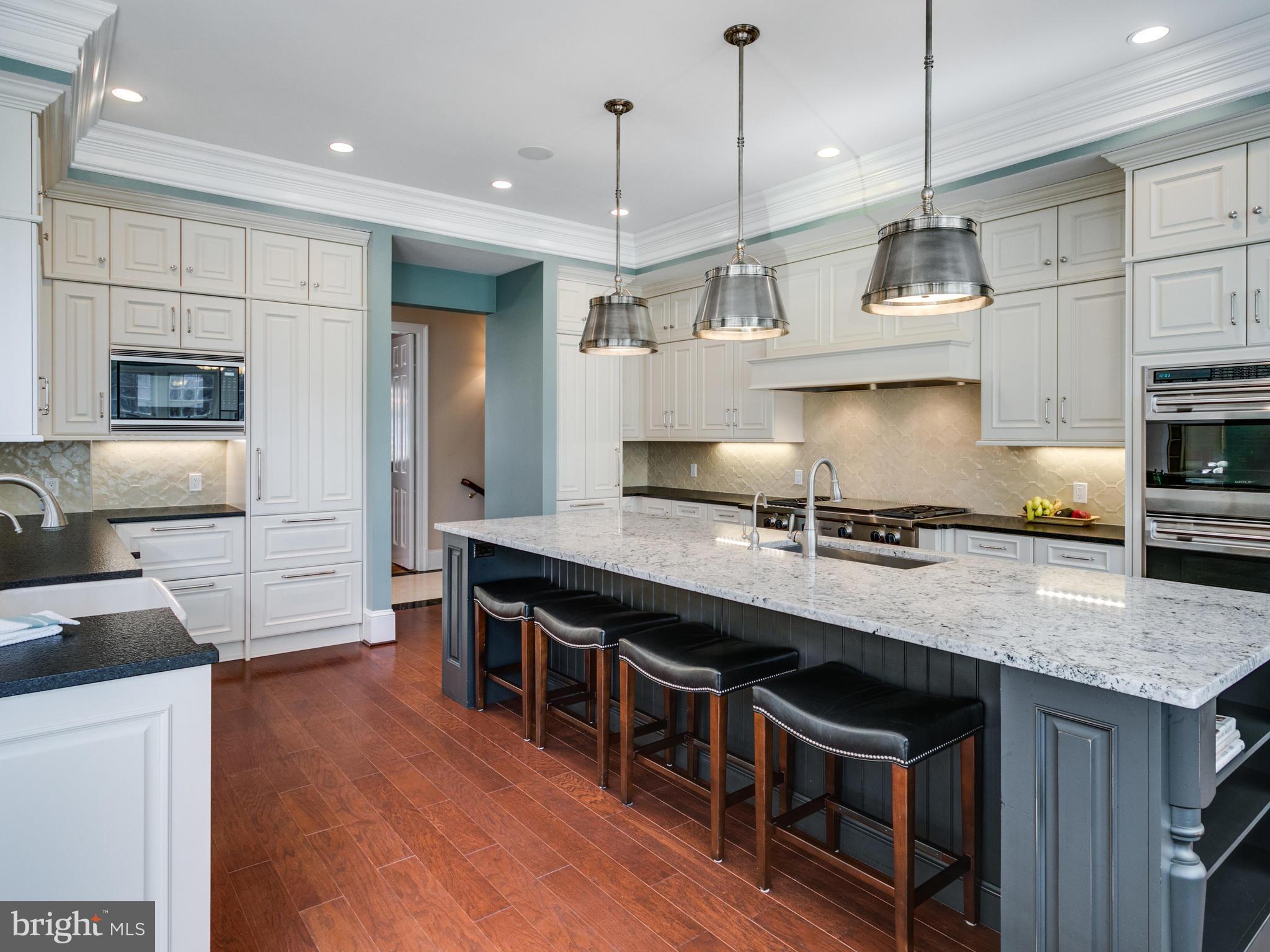 10207 East Hunter Valley Road Vienna, VA 22181 - Photo 7 of 26 SUB ZERO & WOLF APPLIANCES