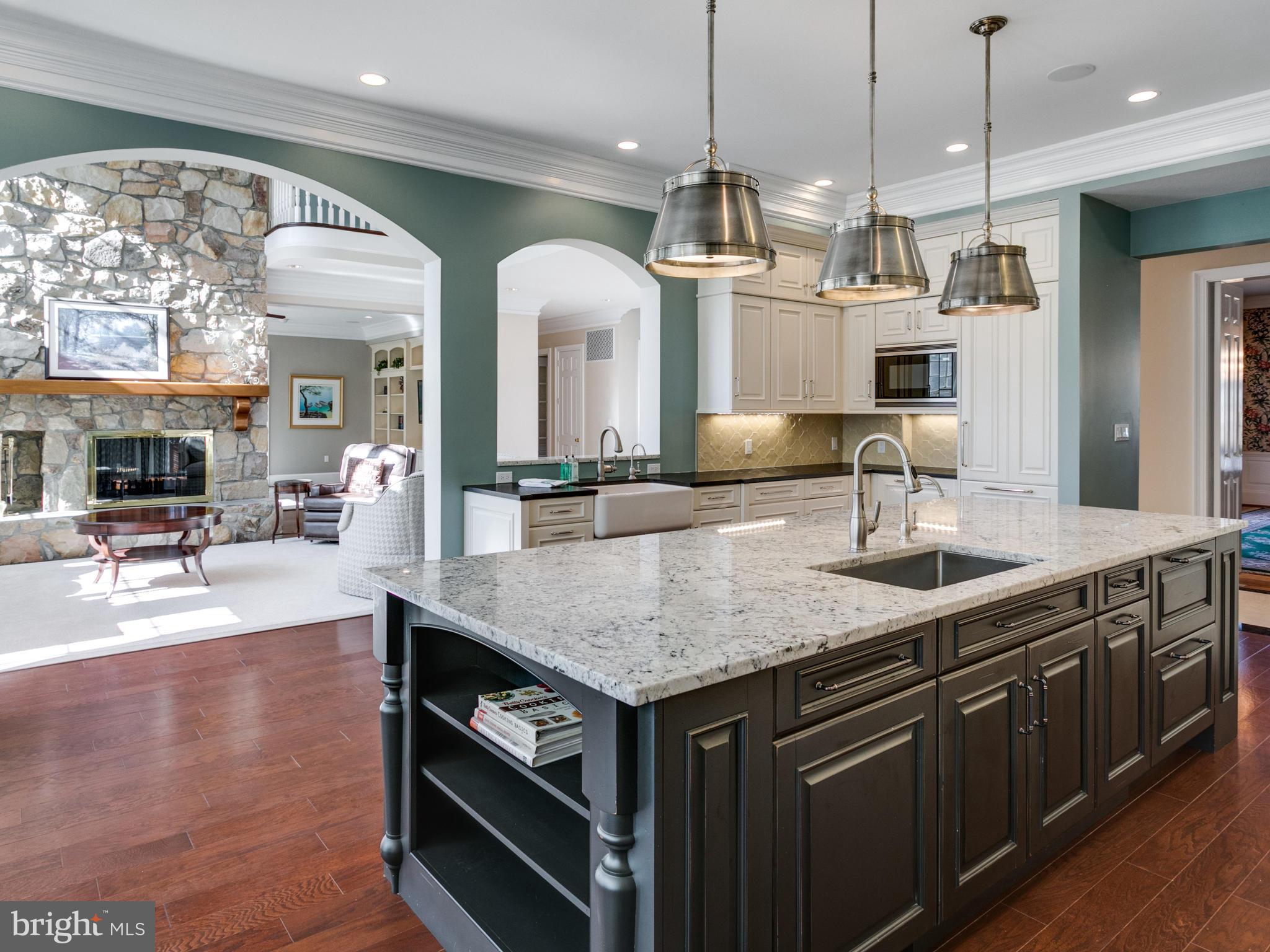 10207 East Hunter Valley Road Vienna, VA 22181 - Photo 8 of 26 KITCHEN IS OPEN TO FAMILY ROOM