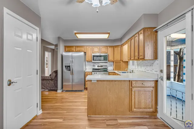 $245,000 | 2393 Southwest Honeysuckle Lane, Topeka, KS 66614