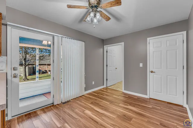 $245,000 | 2393 Southwest Honeysuckle Lane, Topeka, KS 66614