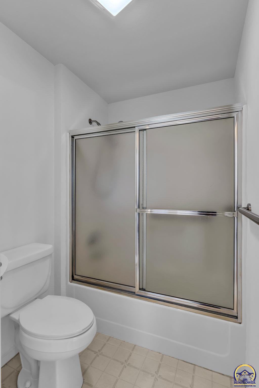 2393 Southwest Honeysuckle Lane Topeka, KS 66614 - Photo 22 of 40 Primary Bathroom Shower