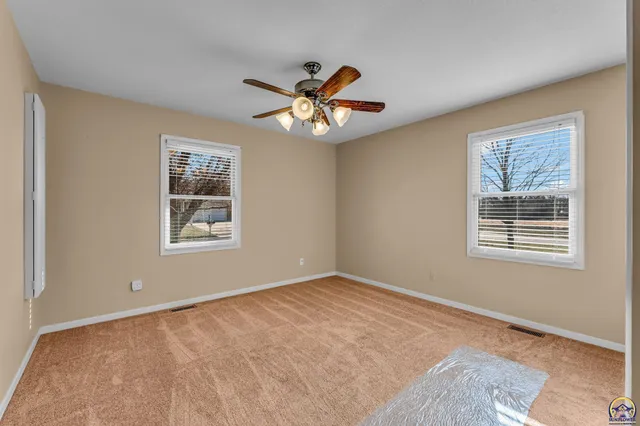 $245,000 | 2393 Southwest Honeysuckle Lane, Topeka, KS 66614