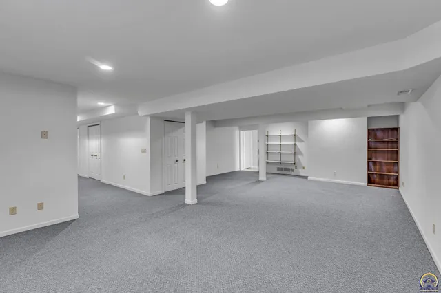 $245,000 | 2393 Southwest Honeysuckle Lane, Topeka, KS 66614